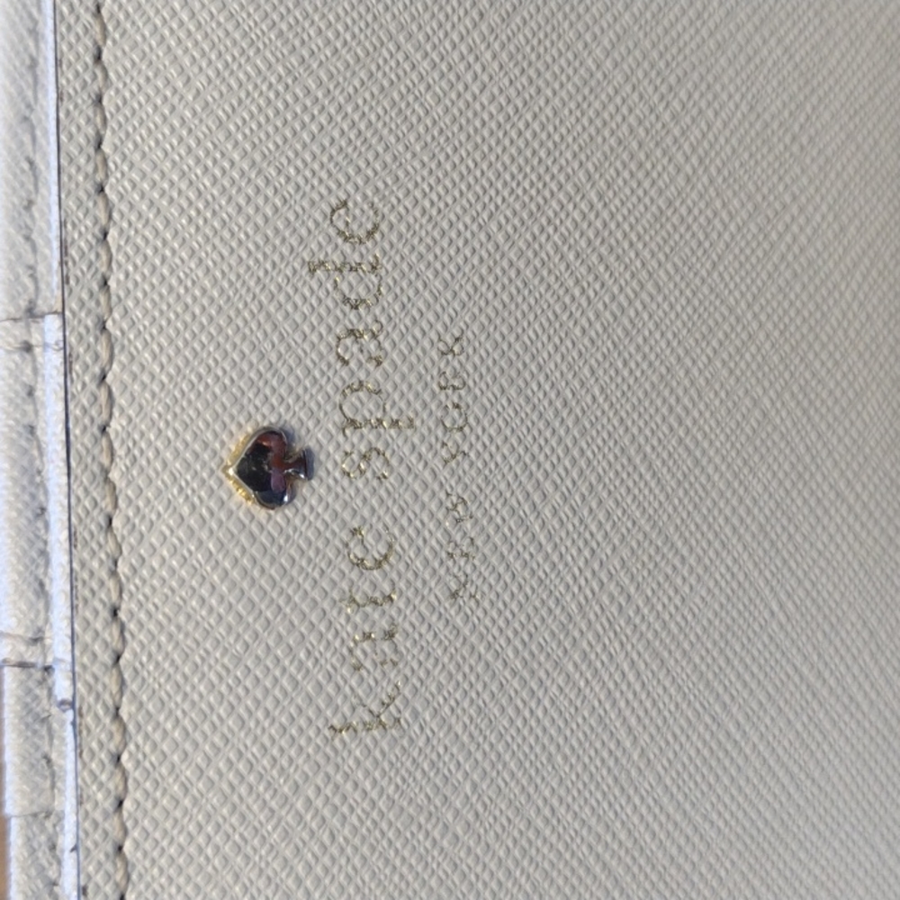 Kate Spade wallet ♠️ - Picture 7 of 10